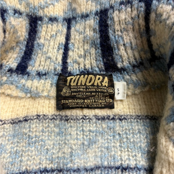 Vintage 80s Tundra Zip-up Striped Sweater Small - Picture 3 of 7